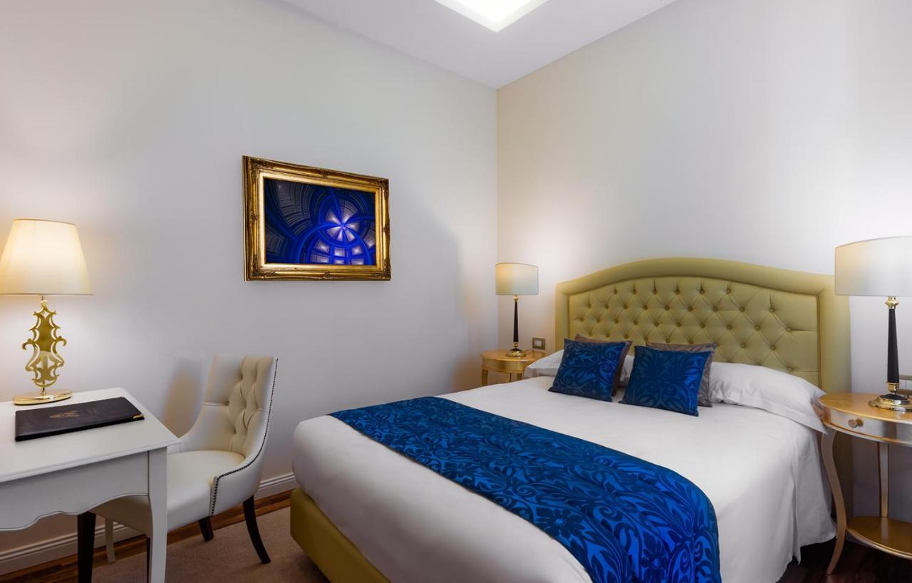 Grand Hotel Salsomaggiore Salsomaggiore Terme Exterior photo A bedroom at the hotel