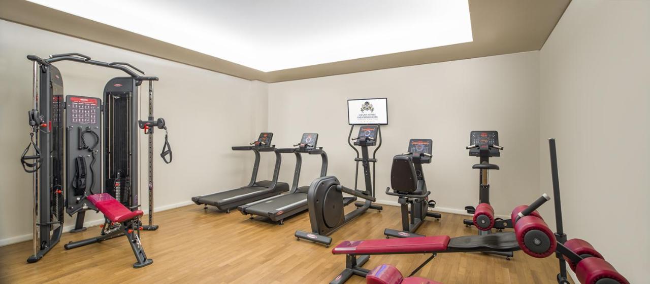 Grand Hotel Salsomaggiore Salsomaggiore Terme Exterior photo A gym at a hotel